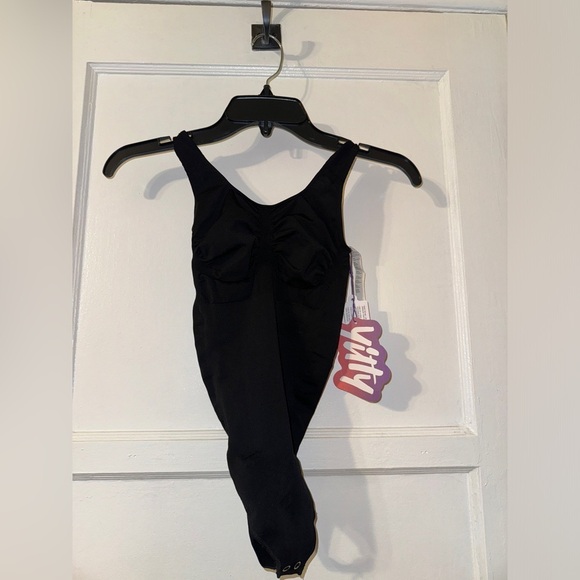 Yitty Nearly Naked Shaping Thong Bodysuit 1x/2x - Picture 5 of 6